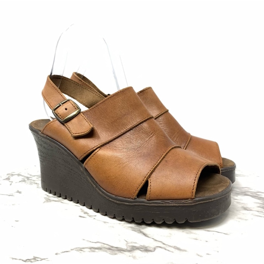 Birch Trail Leather made in Spain wedge sandal 7.5
